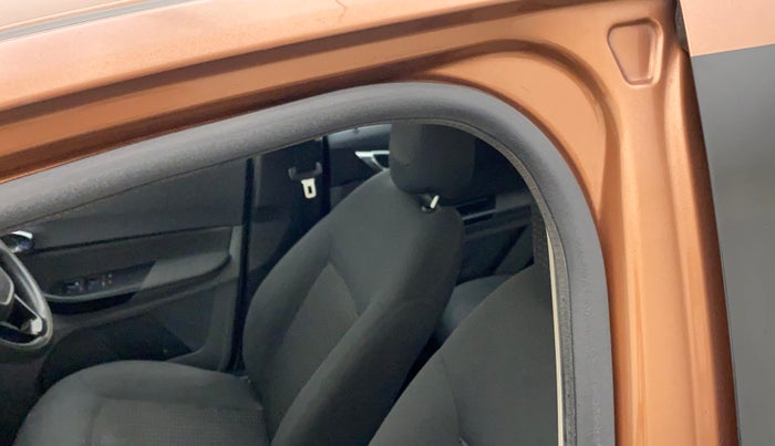 2018 Tata TIGOR XZ (O) PETROL, Petrol, Manual, 57,116 km, Front passenger door - Beading has minor damage