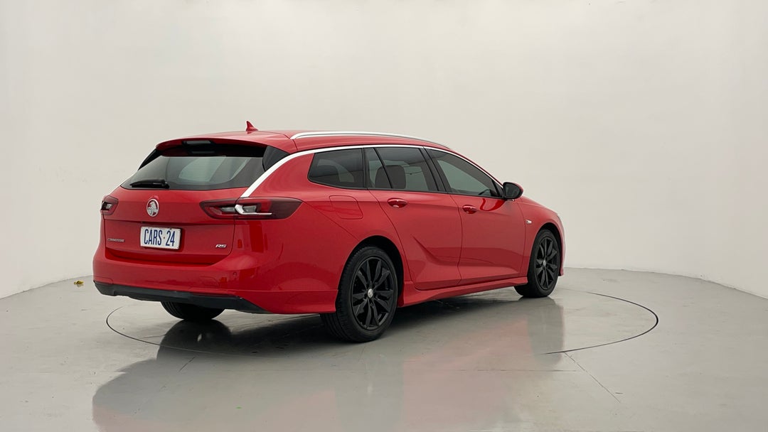 Right Back Diagonal (45- Degree) View