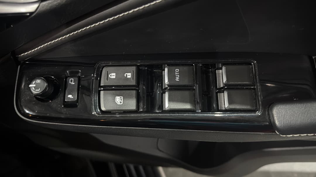 2021 Isuzu MU-X Ls-t (4x4), Automatic, 54560 km, Drivers Side Door Panel Controls