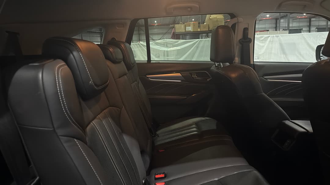 2021 Isuzu MU-X Ls-t (4x4), Automatic, 54560 km, Right Side Rear Door Cabin View