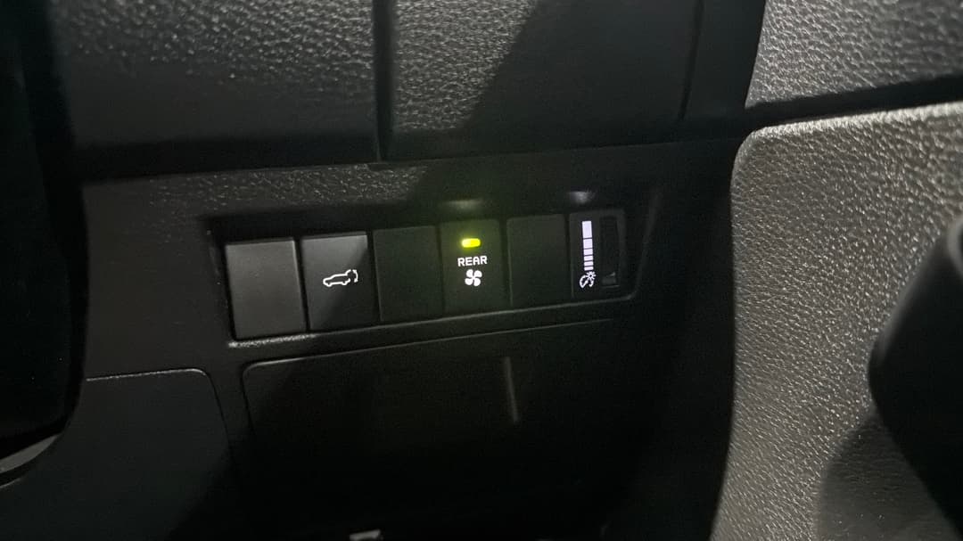 2021 Isuzu MU-X Ls-t (4x4), Automatic, 54560 km, Utility Switches/Buttons