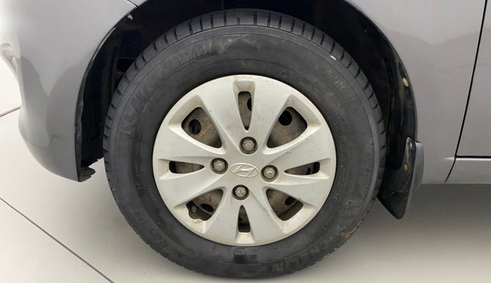 2013 Hyundai i10 SPORTZ 1.2, Petrol, Manual, 49,061 km, Left Front Wheel