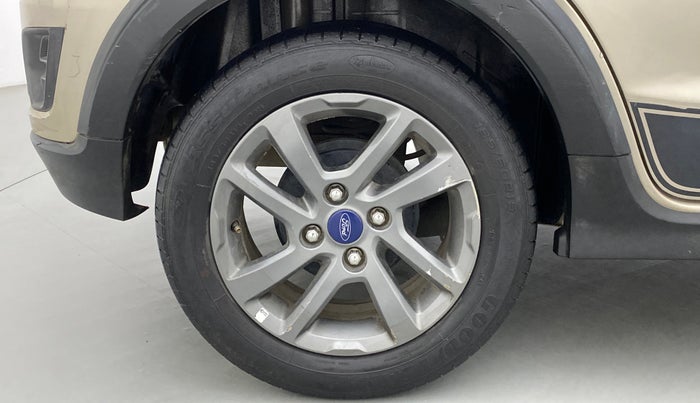 2018 Ford FREESTYLE TITANIUM PLUS 1.2 PETROL, Petrol, Manual, 42,024 km, Right Rear Wheel