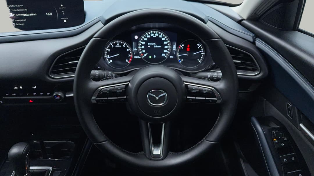 2025 Mazda CX-30 G20 Evolve (FWD), Automatic, 15815 km, Steering Wheel Close-up