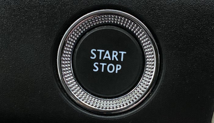 2019 Renault TRIBER 1.0 RXZ, Petrol, Manual, 9,562 km, Keyless Start/ Stop Button