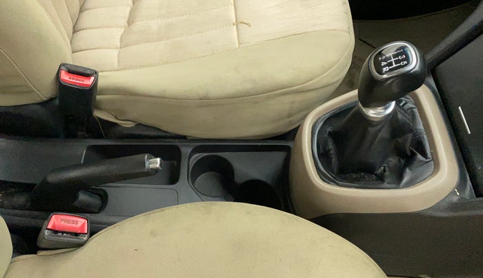 2014 Hyundai Xcent S 1.2, Petrol, Manual, 78,740 km, Gear Lever