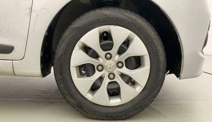 2014 Hyundai Xcent S 1.2, Petrol, Manual, 78,740 km, Right Front Wheel