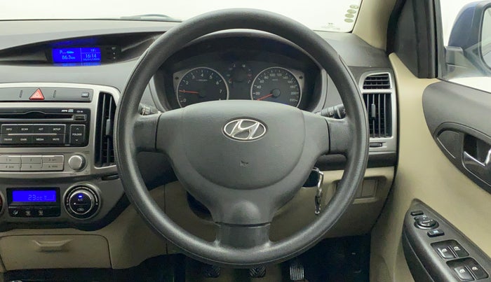 2013 Hyundai i20 MAGNA (O) 1.2, Petrol, Manual, 38,706 km, Steering Wheel Close Up