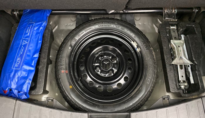 2018 Maruti Wagon R 1.0 VXI OPT, Petrol, Manual, 29,592 km, Spare Tyre