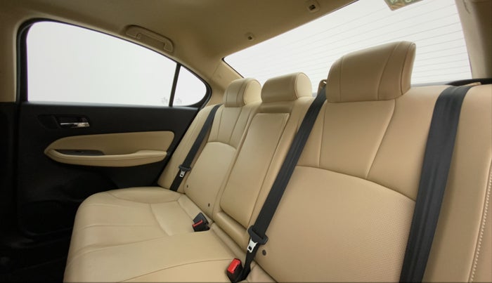 2021 Honda City 1.5L I-VTEC ZX CVT, Petrol, Automatic, 13,349 km, Right Side Rear Door Cabin