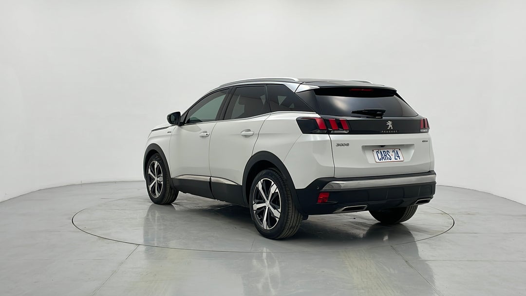 Left Back Diagonal (45- Degree) View