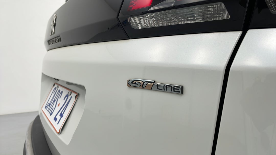 Badge (Boot Right Side)