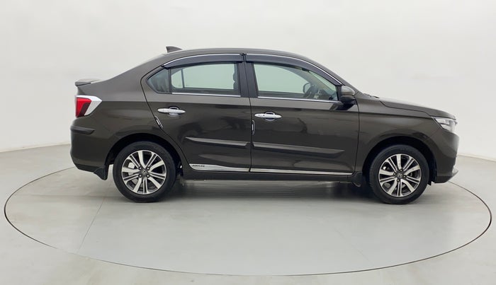 2022 Honda Amaze 1.2L I-VTEC VX, Petrol, Manual, 23,046 km, Right Side View