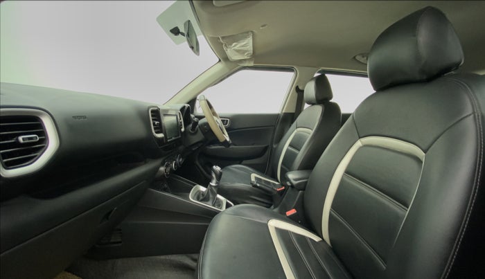 2020 Hyundai VENUE SMT 1.5 CRDI, Diesel, Manual, 42,506 km, Right Side Front Door Cabin