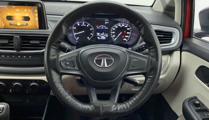 2021 Tata ALTROZ XM PLUS PETROL, Petrol, Manual, 13,563 km, Steering Wheel Close Up