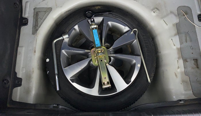 2017 Hyundai Elite i20 ASTA 1.2 DUAL TONE, Petrol, Manual, 18,352 km, Spare Tyre