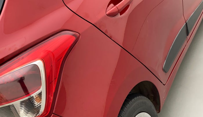 2018 Hyundai Grand i10 SPORTZ 1.2 KAPPA VTVT, Petrol, Manual, 31,350 km, Right quarter panel - Minor scratches