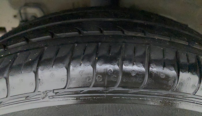 2015 Hyundai Grand i10 MAGNA 1.2 KAPPA VTVT, Petrol, Manual, 77,020 km, Right Rear Tyre Tread