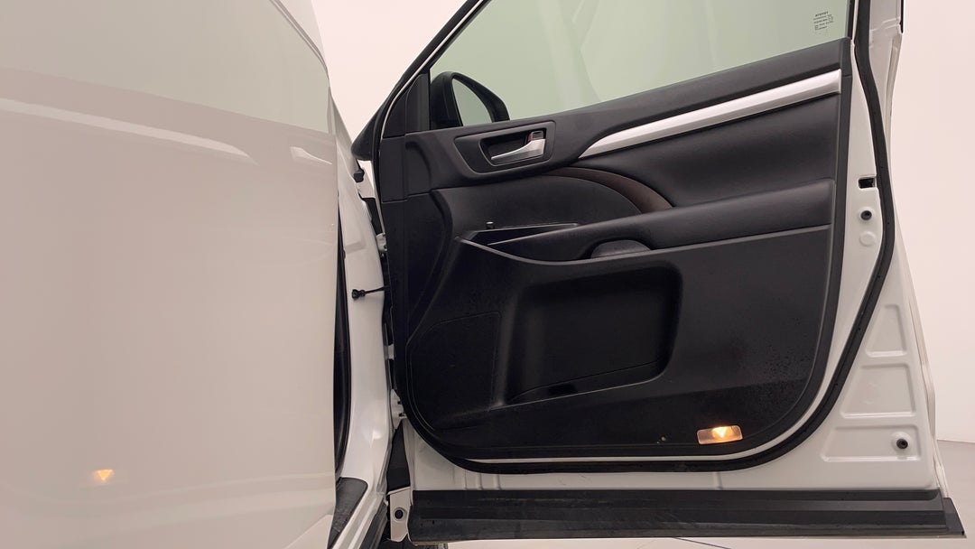 2019 Toyota Kluger Gxl (4x2), Automatic, 39013 km, Speaker View