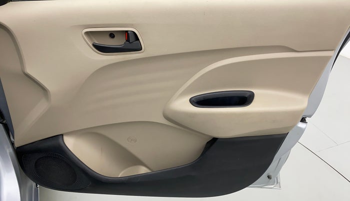 2019 Hyundai NEW SANTRO 1.1 ERA EXICUTIVE, Petrol, Manual, 14,747 km, Driver Side Door Panels Control
