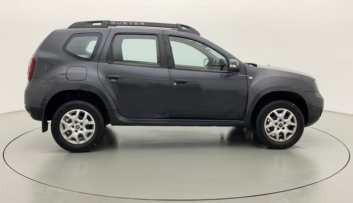 2016 Renault Duster RXL PETROL, Petrol, Manual, 23,137 km, Right Side View