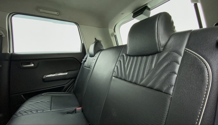 2020 Maruti New Wagon-R VXI 1.0, Petrol, Manual, 52,768 km, Right Side Rear Door Cabin