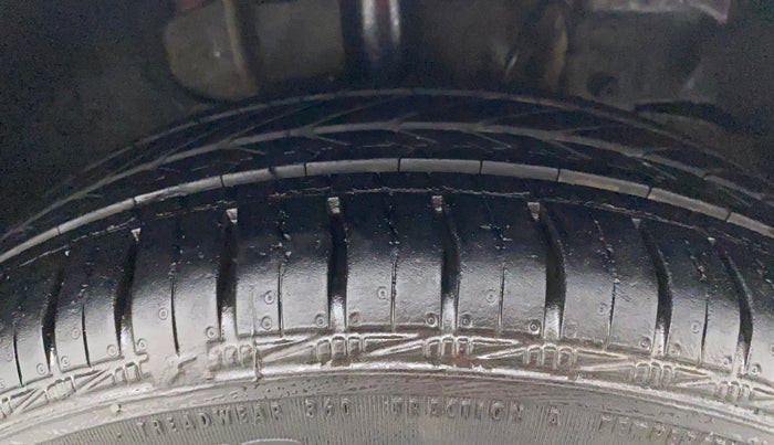 2018 Tata Tiago XZ PETROL, Petrol, Manual, 93,376 km, Right Front Tyre Tread