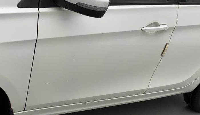2018 Tata Tiago XZ PETROL, Petrol, Manual, 93,376 km, Front passenger door - Paint has faded