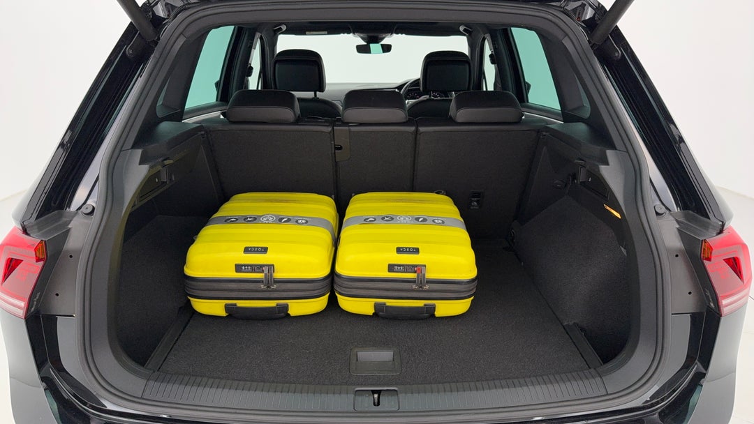 2020 Volkswagen Tiguan 162 Tsi Highline, Automatic, 58765 km, Boot Inside View with Luggage