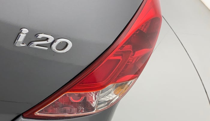 2014 Hyundai i20 SPORTZ 1.4 CRDI, Diesel, Manual, 62,542 km, Right tail light - < 2 inches,no. = 2