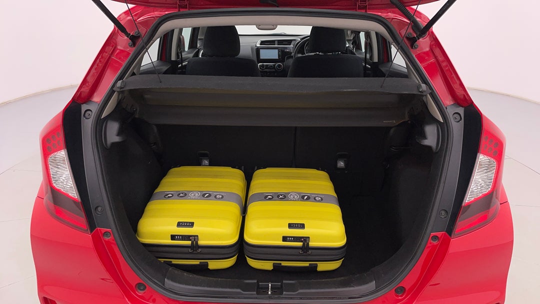 2019 Honda Jazz Vti, Automatic, 108144 km, Boot Inside View with Luggage