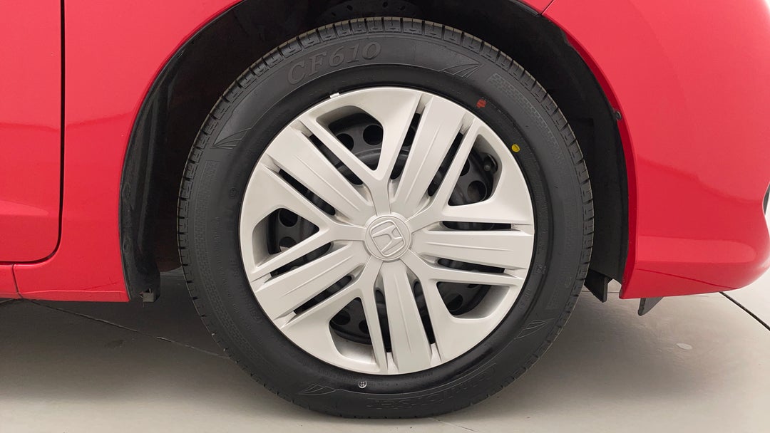 2019 Honda Jazz Vti, Automatic, 108144 km, Right Front Wheel