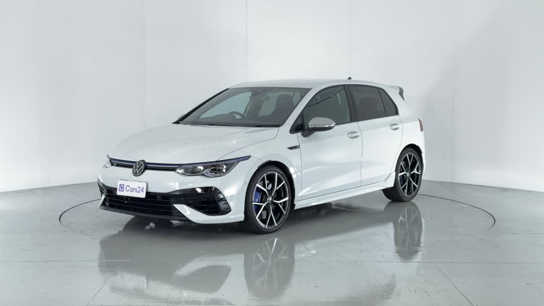 2024 Volkswagen Golf R, Automatic, 10567 km, Left Front Diagonal (45- Degree) View