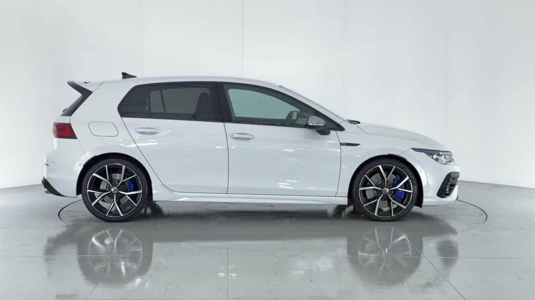 2024 Volkswagen Golf R, Automatic, 10567 km, Right Side View