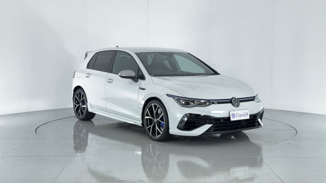 2024 Volkswagen Golf R, Automatic, 10567 km, Right Front Diagonal (45- Degree) View
