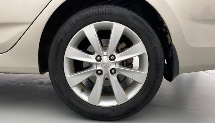 2013 Hyundai Verna FLUIDIC 1.6 SX VTVT, Petrol, Manual, 85,267 km, Left Rear Wheel