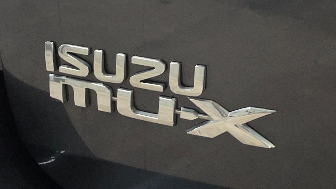 Badge (Boot Left Side)