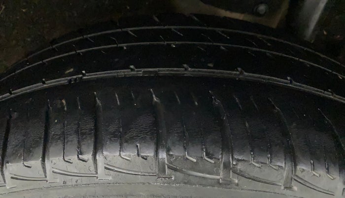 2019 Maruti Vitara Brezza VDI, Diesel, Manual, 55,523 km, Left Rear Tyre Tread