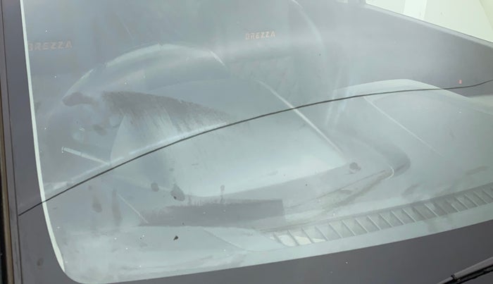 2019 Maruti Vitara Brezza VDI, Diesel, Manual, 55,523 km, Front windshield - Minor spot on windshield