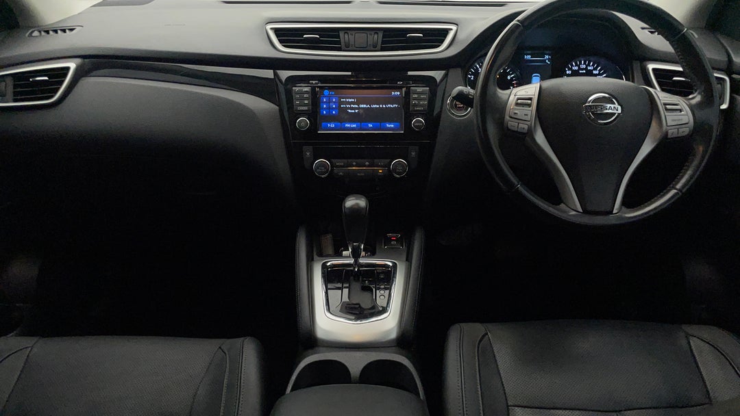 2016 Nissan Qashqai Ti, Automatic, 89531 km, Center Console