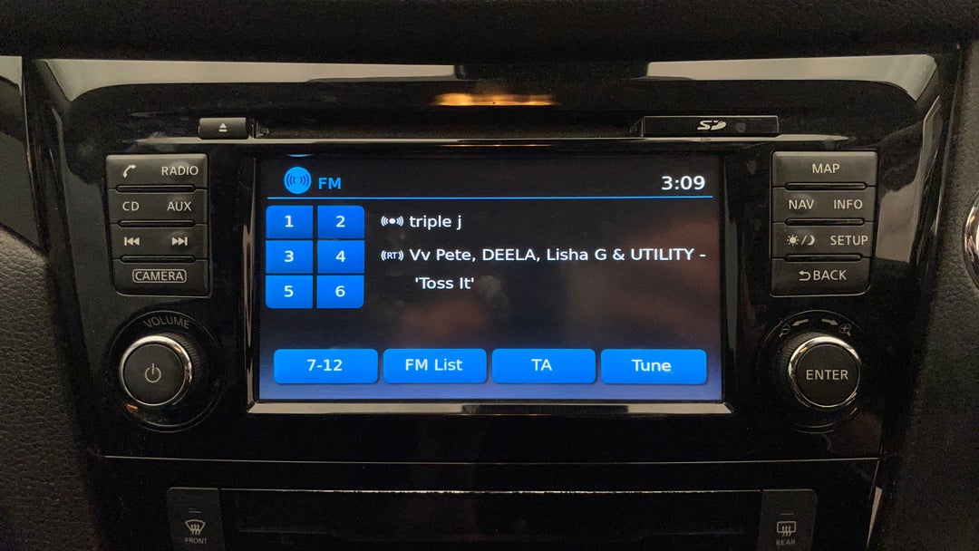 2016 Nissan Qashqai Ti, Automatic, 89531 km, Infotainment System