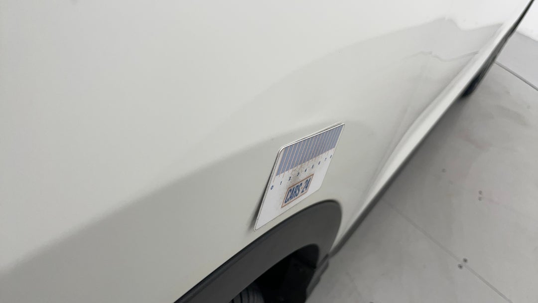 2016 Nissan Qashqai Ti, Automatic, 89531 km, Quarter Panel Front LHS Guard Dent