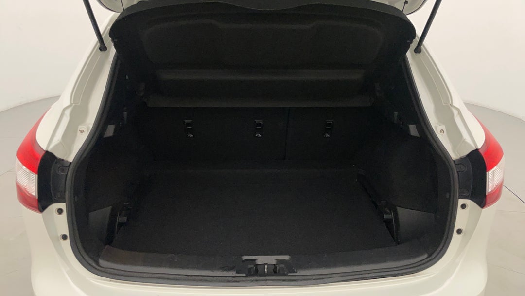 2016 Nissan Qashqai Ti, Automatic, 89531 km, Boot Inside View