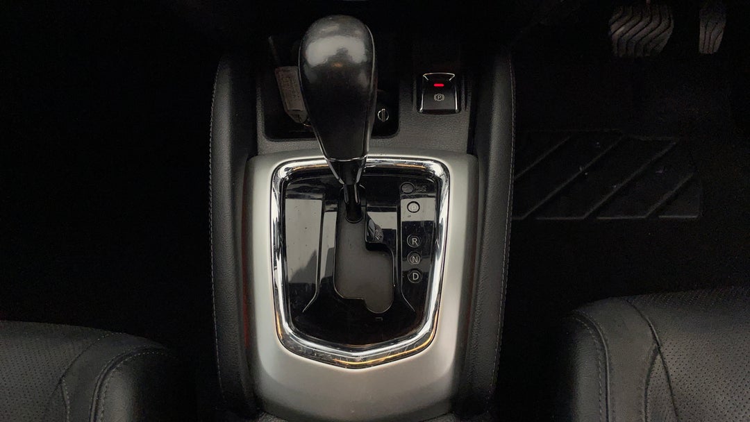 2016 Nissan Qashqai Ti, Automatic, 89531 km, Gear Lever 