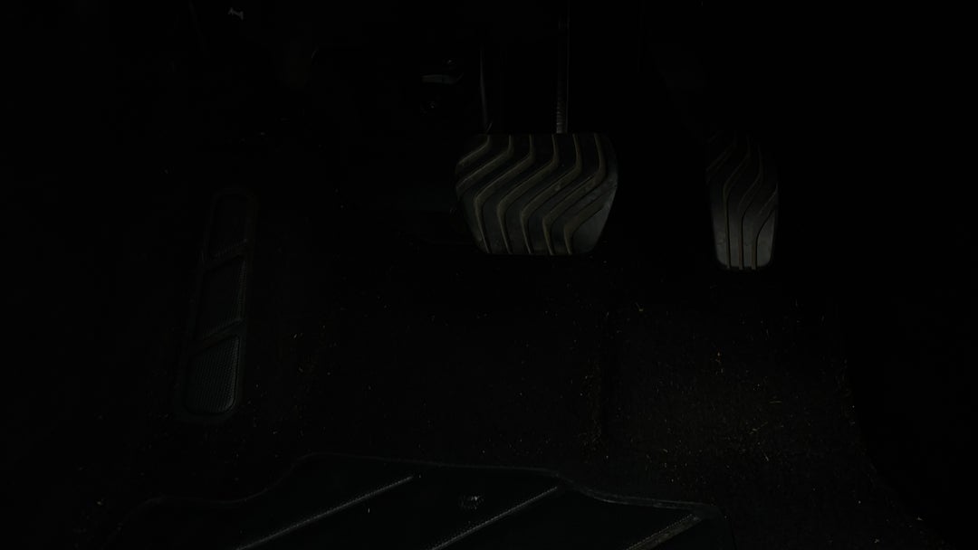 2016 Nissan Qashqai Ti, Automatic, 89531 km, Pedals and Footmat