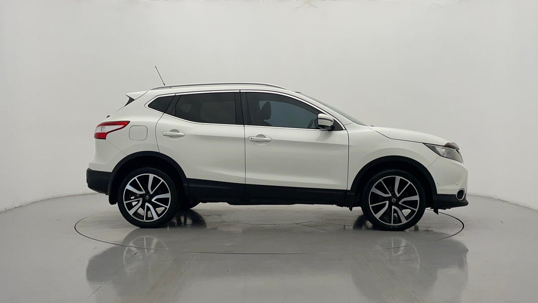 2016 Nissan Qashqai Ti, Automatic, 89531 km, Right Side View