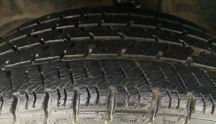 2015 Maruti Alto K10 VXI AMT, Petrol, Automatic, 47,288 km, Left Front Tyre Tread