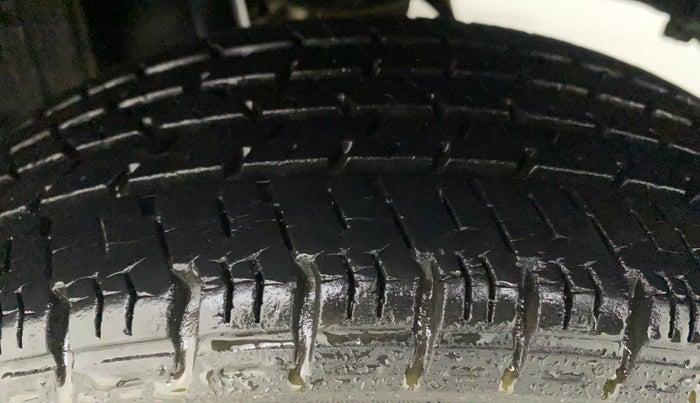 2015 Maruti Alto K10 VXI AMT, Petrol, Automatic, 47,487 km, Left Rear Tyre Tread