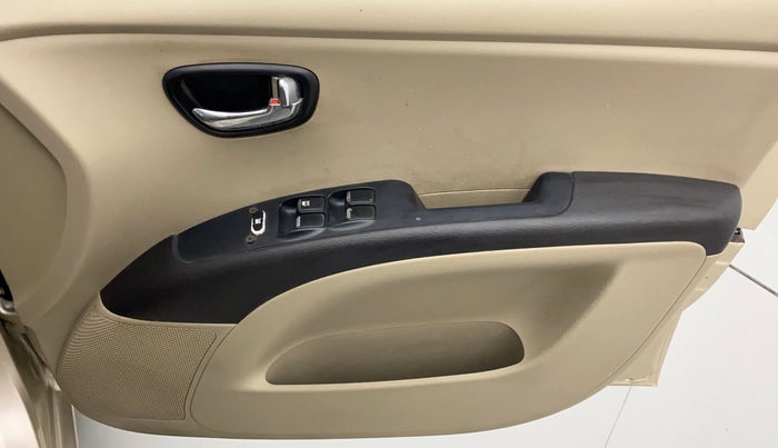 2011 Hyundai i10 MAGNA 1.1, Petrol, Manual, 59,147 km, Driver Side Door Panels Control