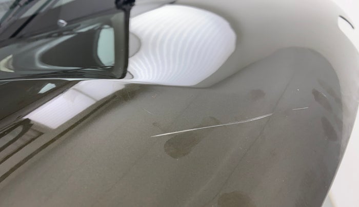 2015 Renault Kwid RXE, Petrol, Manual, 88,480 km, Bonnet (hood) - Minor scratches